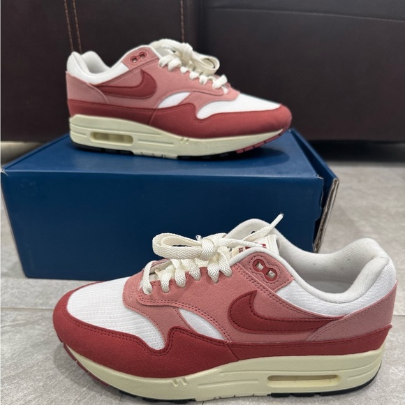 Nike Shoes - Size 9 Nike Women's Air Max 1 Stardust Red White